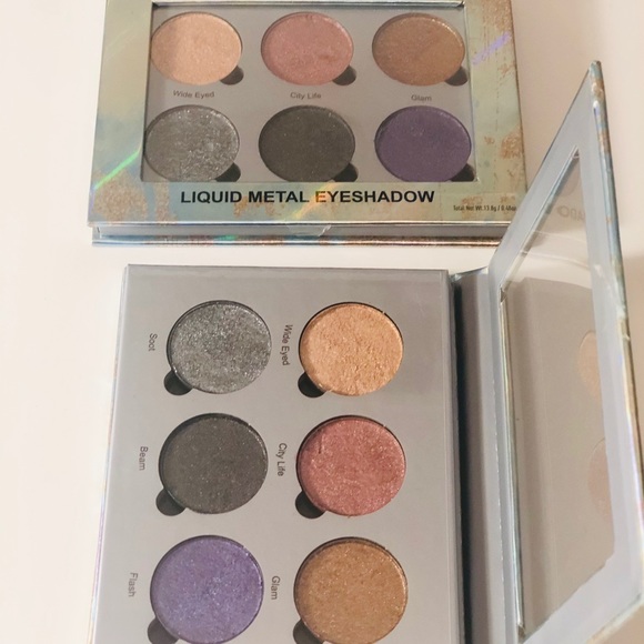 Two Okalan Liquid Metal Eyeshadow Palettes 💄 - Picture 4 of 8